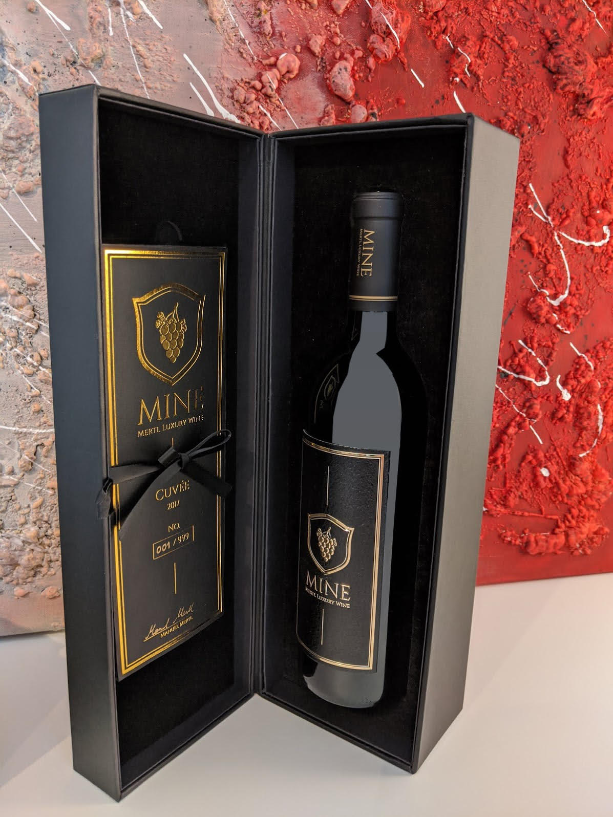 Back label with wine description and food pairing
